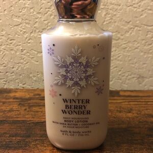 Bath & Body Works Winter Berry Wonder Daily Nourishing Body Lotion